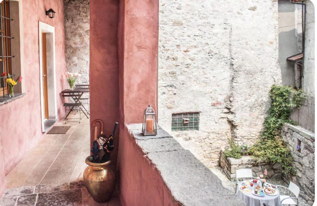Alla Torre Del Barbarossa B&B Foresteria Mandello del Lario Zewnętrze zdjęcie