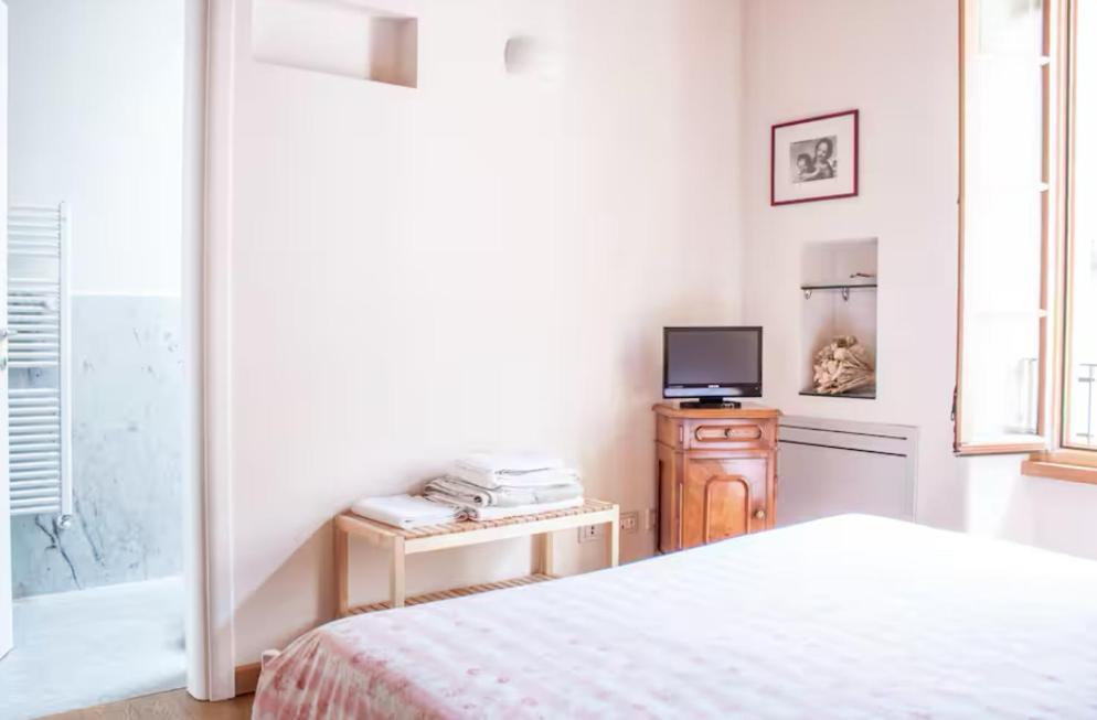 Alla Torre Del Barbarossa B&B Foresteria Mandello del Lario Zewnętrze zdjęcie